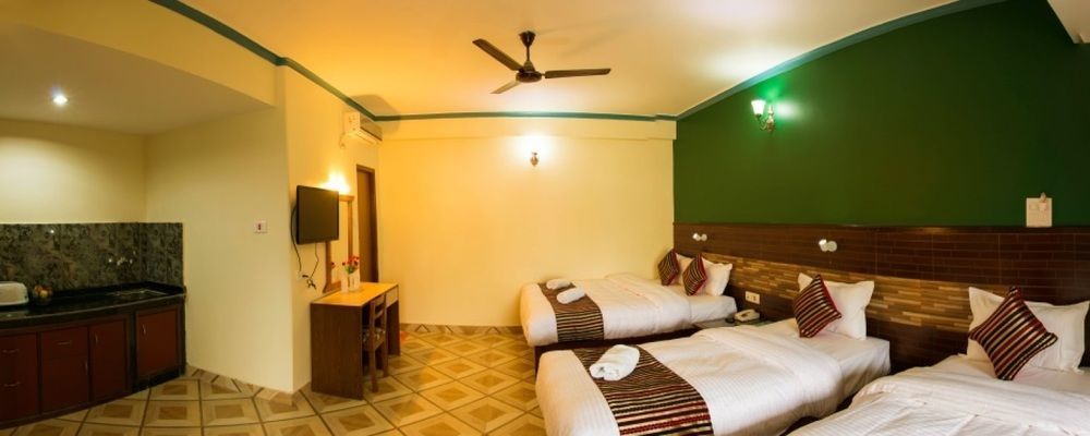 Hotel Adam Покхара Екстер'єр фото